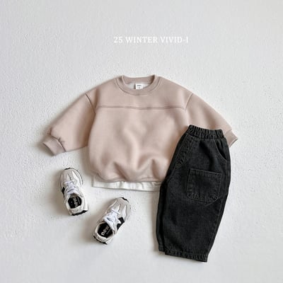 vivid53｜(78cm-125cm) 簡約刺繡英字休閒上衣3