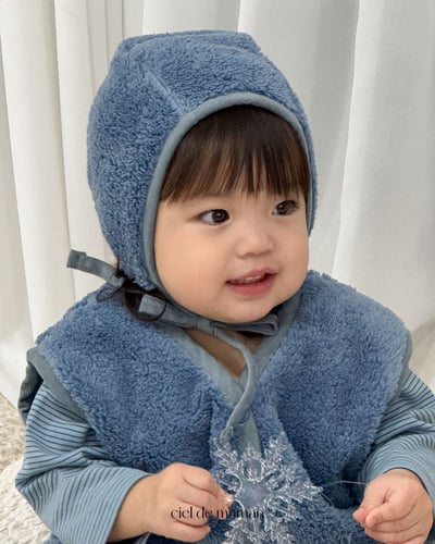 Cieldemaman12｜(6M~24M)  2色素色絨毛背心套裝含帽子10