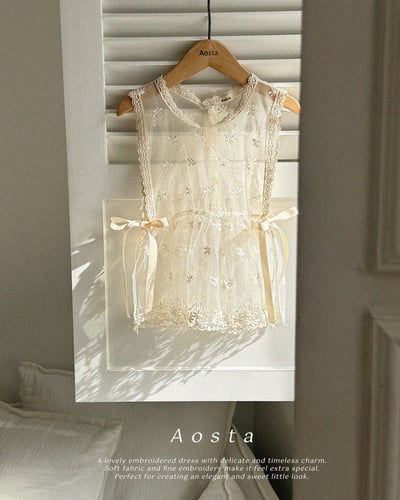 AOSTA62｜(Free) 2款蕾絲花刺繡背心3