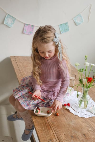 FLO57｜(75-140) 3色蕾絲荷葉花邊上衣10