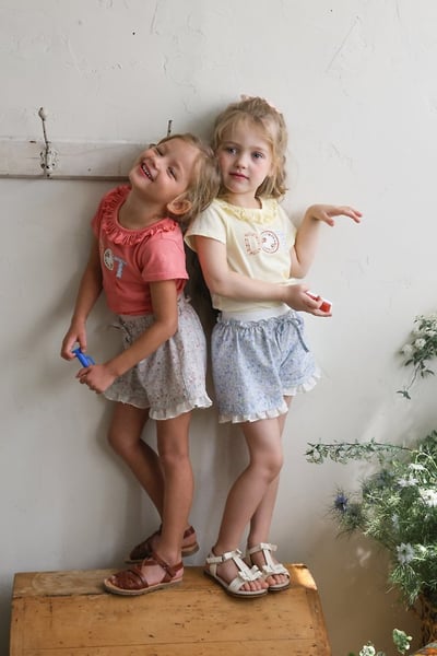 FLO32｜(75-140) 田園碎花荷葉滾邊短褲10