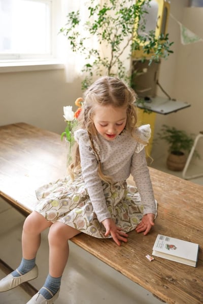 FLO40｜(75-140) 3色木耳捲邊碎花上衣10