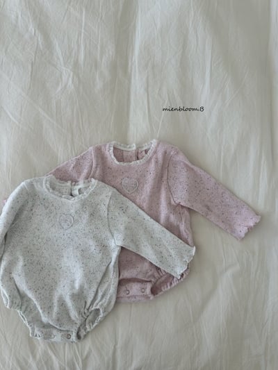 Bloom.b12｜(0m-18m) 愛心捲邊包屁衣8