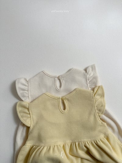 Atomeme22｜(70-110) 華夫格荷葉袖傘狀上衣3