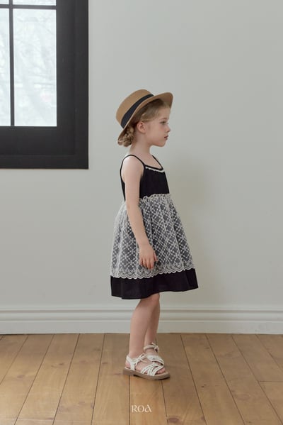 ROA12｜(6m-18m) 2色浪漫蕾絲無袖洋裝11