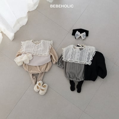 Bebe holic18｜(3m-18m) 蕾絲翻領格紋包屁衣17
