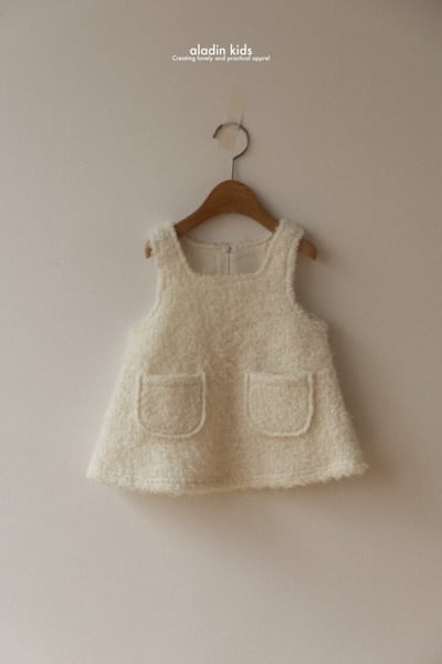 ALADIN10｜(75cm-114cm) 毛茸口袋背心洋裝6