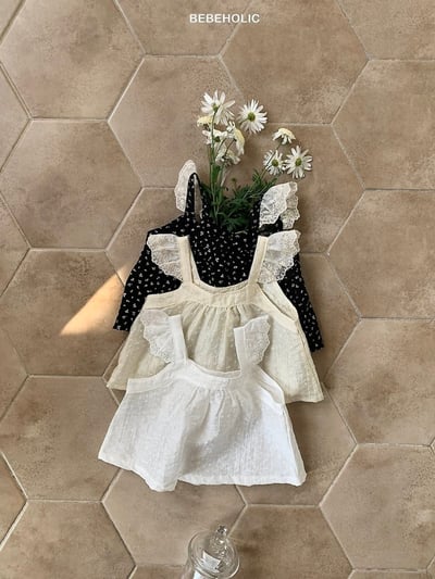 Bebe holic32｜(3m-18m) 碎花精靈袖上衣2