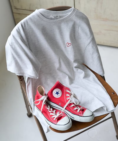 FREAK’S STORE 簡單愛心刺繡上衣11
