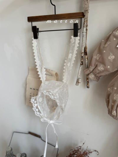 Marron37｜(-18m) 蕾絲花卉兔子綁帶帽10