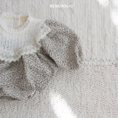 Bebe holic22｜(3m-18m) 蕾絲圓領毛毛包屁衣5