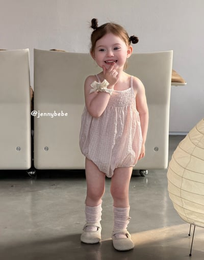 JE713｜(66-90cm) 肩帶小碎花包屁衣11