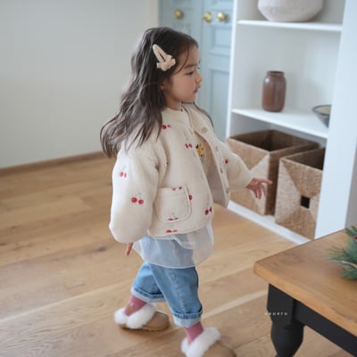 neneru19｜(70cm-125cm) 1色刺繡櫻桃刷毛外套9