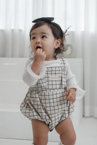 bebe nine27 (65-90) 2色格紋線條吊帶包屁褲9