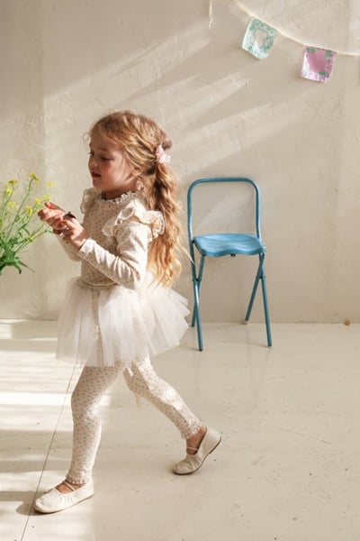 FLO41｜(75-140) 3色蕾絲邊碎花緊身褲7