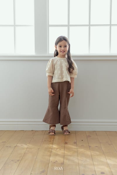 ROA15｜(6m-18m) 2色鏤空雕花綁帶上衣7