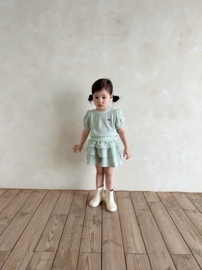 Azalea08｜(85-118cm) 公主袖蛋糕褲套裝3