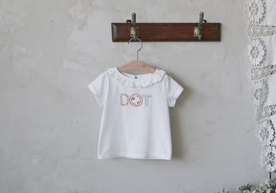 FLO33｜(75-140) 英字印花荷葉滾邊上衣17