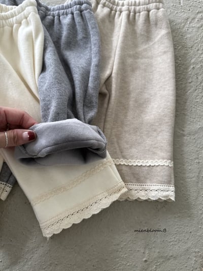 Bloom.b34｜(0m-24m/85cm-125cm) 磨毛蕾絲邊長褲13