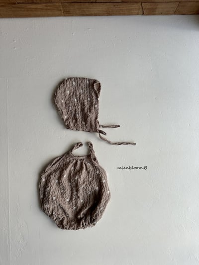 Bloom.b12｜(0m-18m) 肩帶抓皺印花包屁衣2