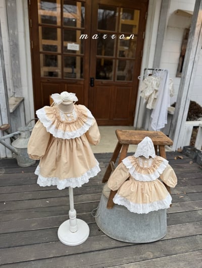 Marron35｜(3m-18m) 荷葉蕾絲花領包屁衣5