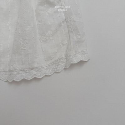 Lindo15｜(80-125) 壓紋花卉背心洋裝4