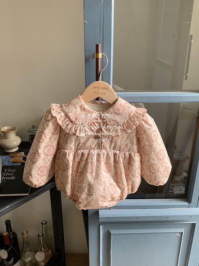 JE 249｜(66-90cm)  花朵大翻領包屁衣2