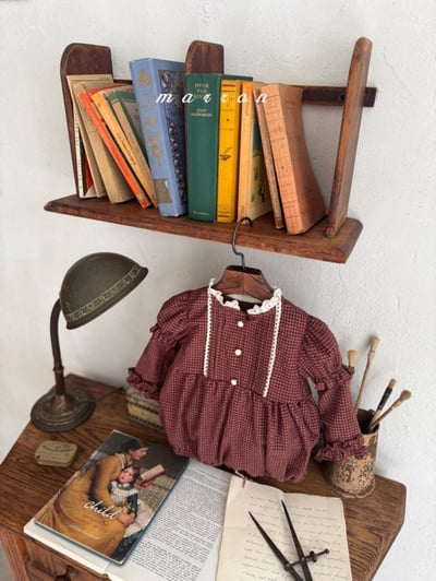 Marron 41｜(3m-18m) 法式蕾絲花邊格紋包屁衣17