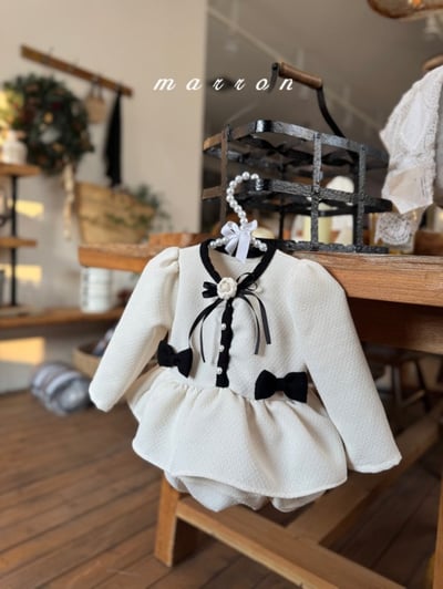 Marron64｜(3m-18m) 小香風洋裝包屁衣不含別針1