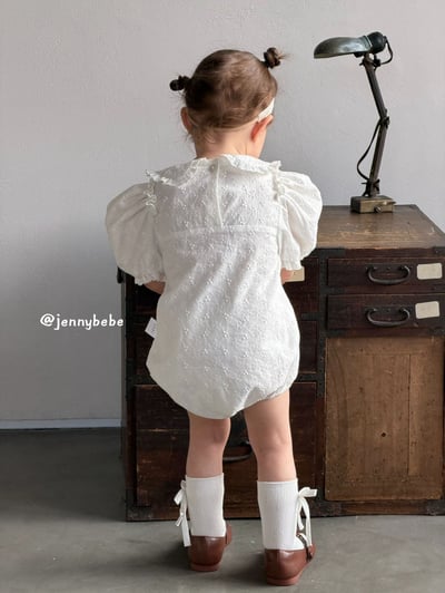 JE716｜(66-90cm) 壓紋花朵包屁衣4