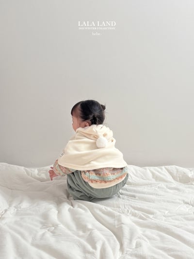 lala land08｜(60cm-83cm) 2色毛球斗篷17