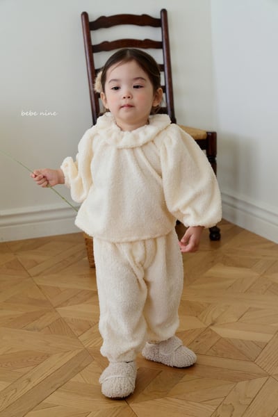 bebe nine41 (65cm-115cm) 2色抓絨荷葉領套裝3