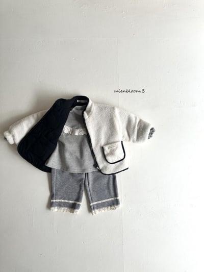 Bloom.b22｜(0m-24m/85cm-125cm) 蕾淤花邊圓領上衣8