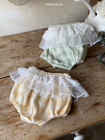 Bebe holic10｜(3m-18m) 碎花蕾絲褲3