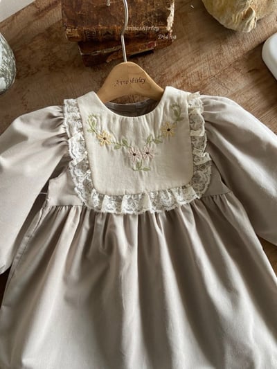 Anne Shirley05｜(1y-5y) 1色刺繡方領洋裝13