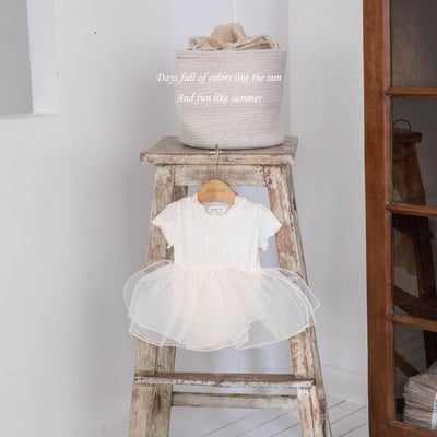 M-KIDS39｜(65-80cm) 捲邊薄紗包屁衣2