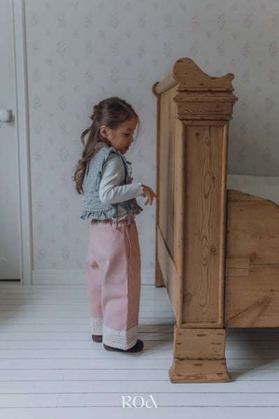 ROA32｜(80cm-120cm) 2色下擺蕾絲邊直筒褲13