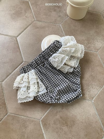 Bebe holic08｜(3m-18m) 格子精靈邊褲3