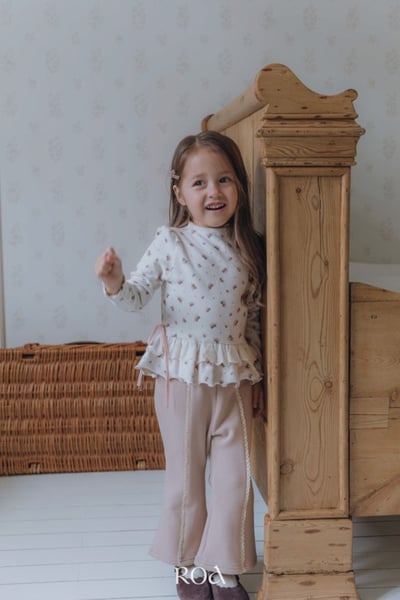 ROA23｜(80cm-120cm) 2色蕾絲線條喇叭褲5