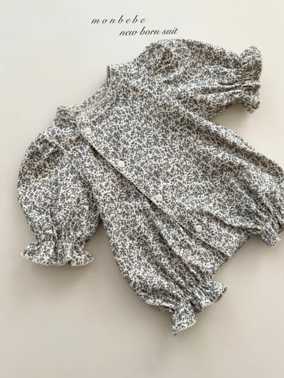 MONBEBE12｜(0m-6m) 荷葉滾邊北歐印花包屁衣2