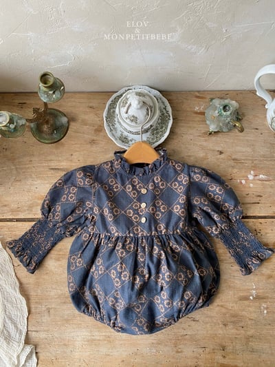 Monpetitbebe03｜(6m-18m) 古典荷葉立領公主袖包屁衣13