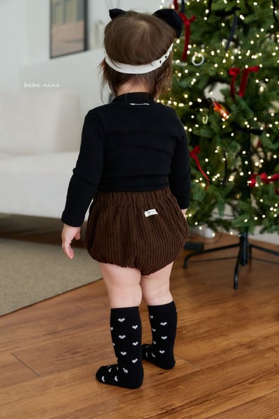 bebe nine22 (65cm-75cm) 3色燈芯絨包屁短褲3