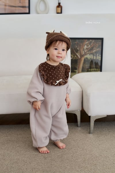 bebe nine04 (55cm-75cm) 2色磨毛荷葉圍兜設計連身衣4