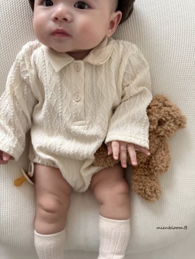 Bloom.b45｜(0m-18m) 有領壓紋包屁衣8