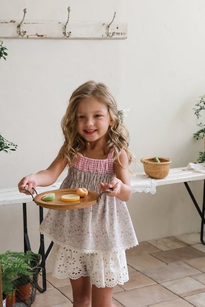 FLO34｜(75-140) 鏤空雕花短褲22