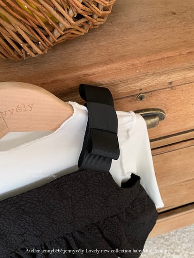 JE289｜(66-90cm) 蝴蝶緞帶壓紋包屁衣6