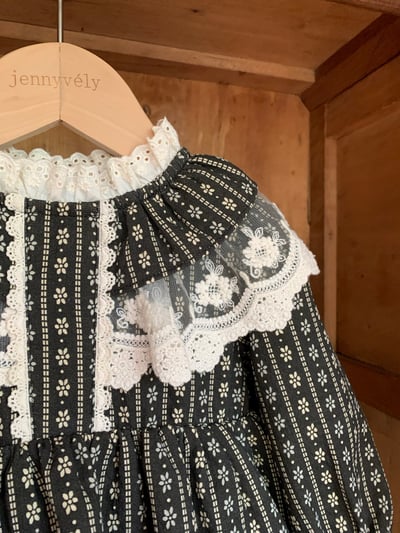 JE612｜(66cm-100cm) 碎花蕾絲花邊領包屁衣6