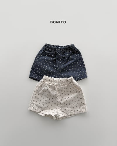 Bonito04｜(75cm-125cm) 2色甜美小花朵短褲1