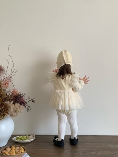 JE021｜(66cm-90cm) 蕾絲花紋薄紗包屁衣含帽子3