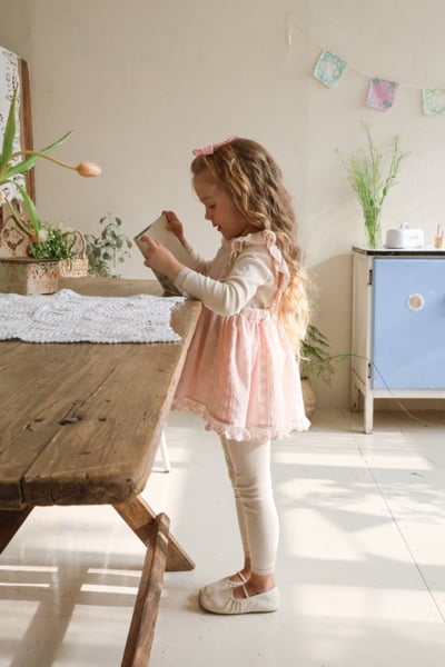 FLO26｜(75-140) 2色法式蕾絲拉鍊圍裙9